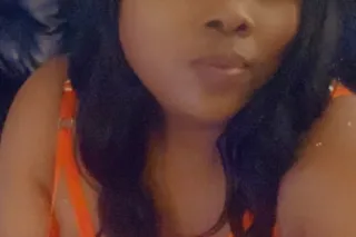 Cum play with my huge juicy me... - Image 4