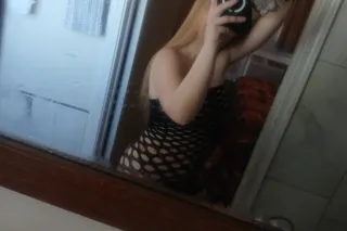 A Woman Worth Your Time.. 🌤☺ Chemistry You Don’t Find Every Day 🥰🌹 If You Know, You Know 😉 - Image 11