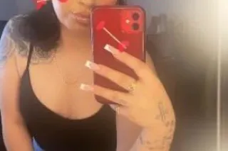 Beautiful Latina - 22 - Image 4