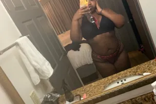 your biggest fantasy ready for fun 💕😩 - Image 9