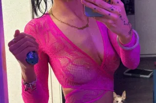 Sweet But Nasty💦🫦 Pretty Face Pretty🐱HEAD DEMON😈👅 - Image 1