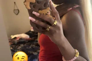 sexy petite chocolate beauty 😍🍫 facetime available 📲 - Image 2