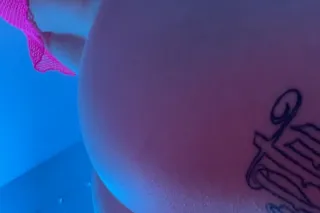 sexy petite asain spinner that loves to cum and please your needs very submissive and fedish friendly - Image 1