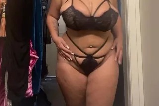 Mixed Latina beauty gorgeous full curves 💋 excellent erotic experience to keep you cuming back 💦 - Image 2