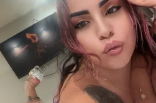 NEW IN TOWN🌊🔥DONT MISS OUT🥂Colombian Mami Ready to Play🥂 - Image 1