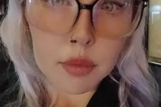 Blonde Deepthroat goddess cum over for some fun🤤 😉🍒Incall available 24/7!🍆💦💖 - Image 4